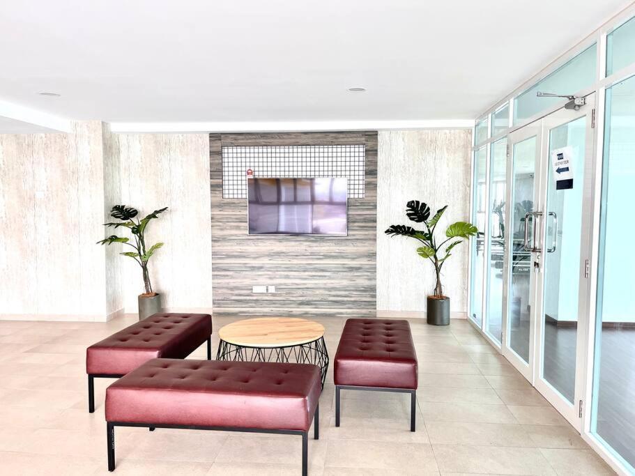 Urban Home-Swimming Pool-City Center Malacca Exteriér fotografie