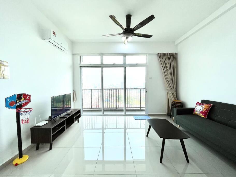 Urban Home-Swimming Pool-City Center Malacca Exteriér fotografie